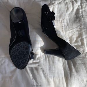 vintage 20’s velvet black heels